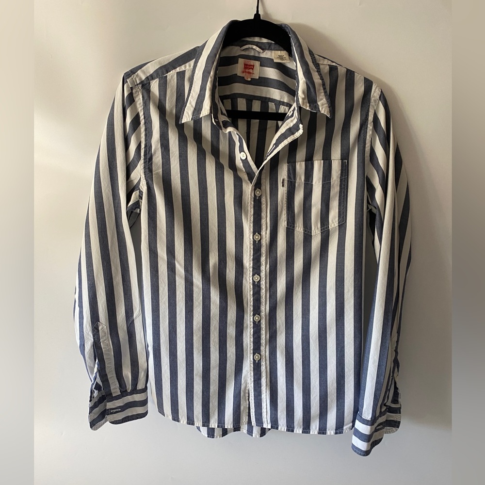 Levi’s long sleeve striped supima cotton button down Shirt size S